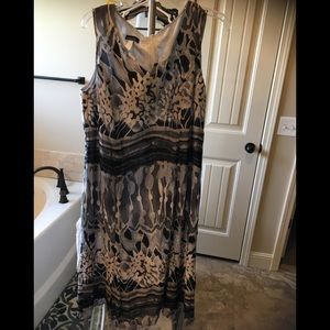 NWOT Fully Lined dress new! Size 10